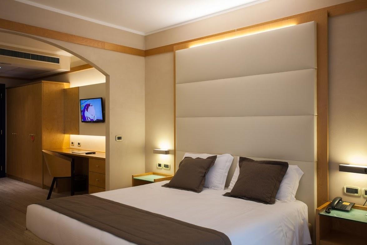 Park Hotel Ai Pini & Restaurant Ai Pini Mestre Exterior photo